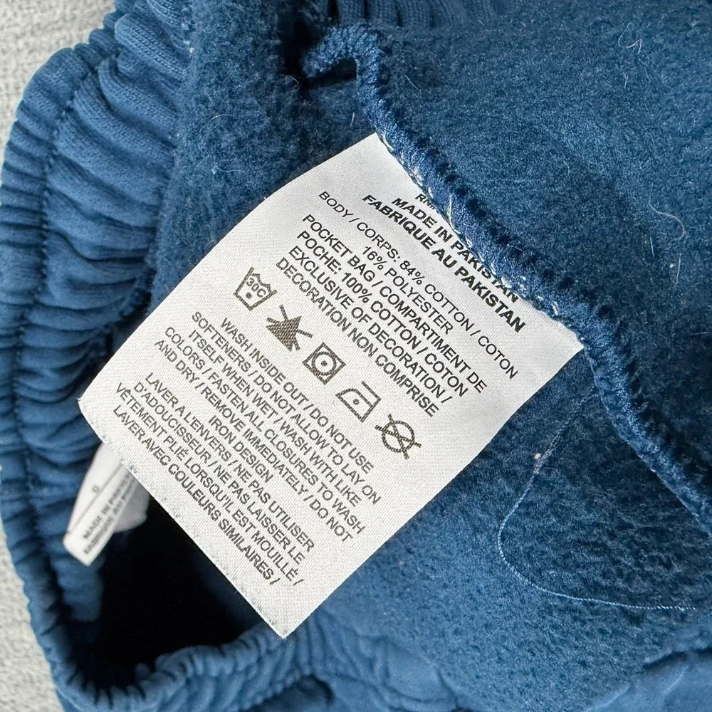 Nike essential solo